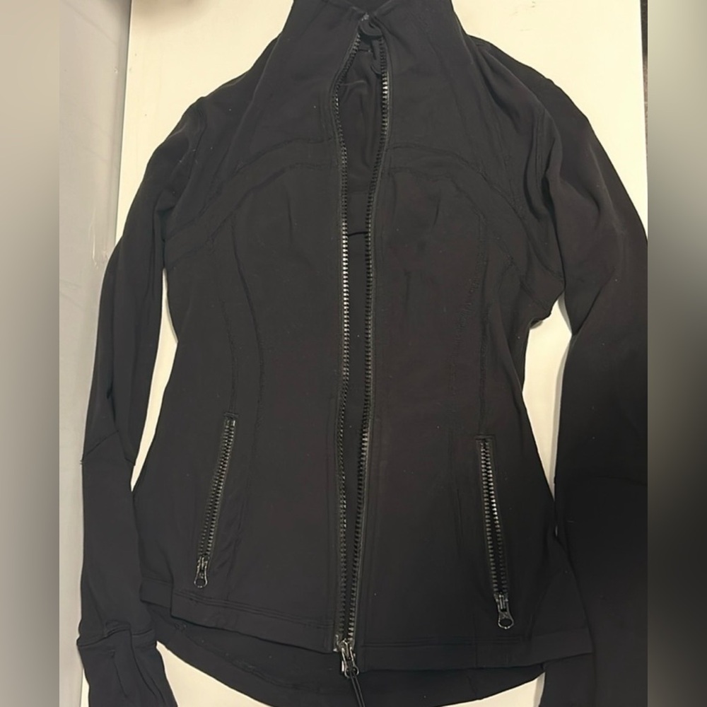 $128 Black Lululemon Define Jacket Size 6